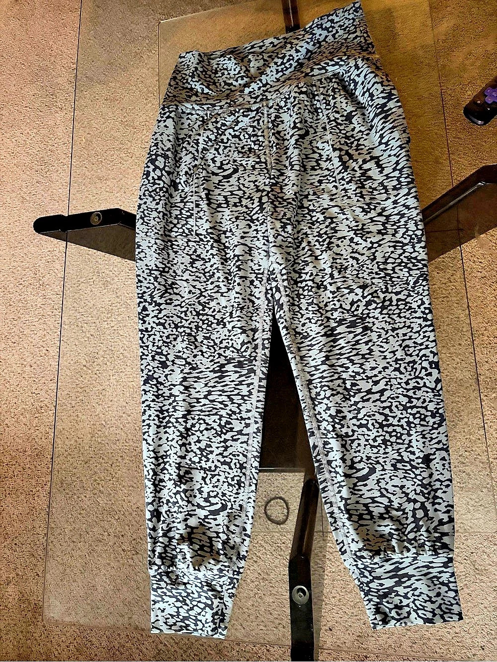 Athleta Jogger Animal Print Leggings in Blue & Black